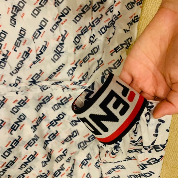 Suits - Picture 2 of 5